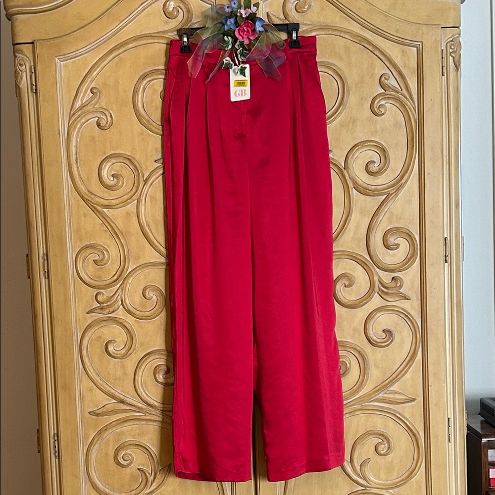 GB Satin Wide Leg Trousers in Vibrant Red New